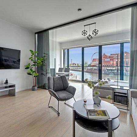 Symfonia Amazing River View Apartment By Downtown Apartments 格但斯克 外观 照片